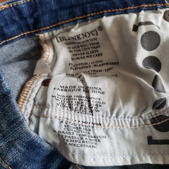 Blank NYC Mid-Rise Cropped Skinny Jeans Size 28 - Picture 9 of 15